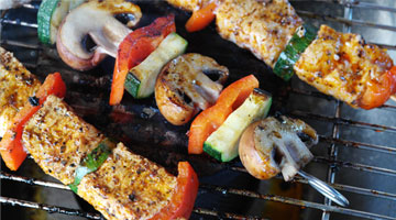 Caloriearme gerechten voor op de barbeque